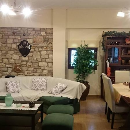 Villa Ria Калаврита Екстер'єр фото