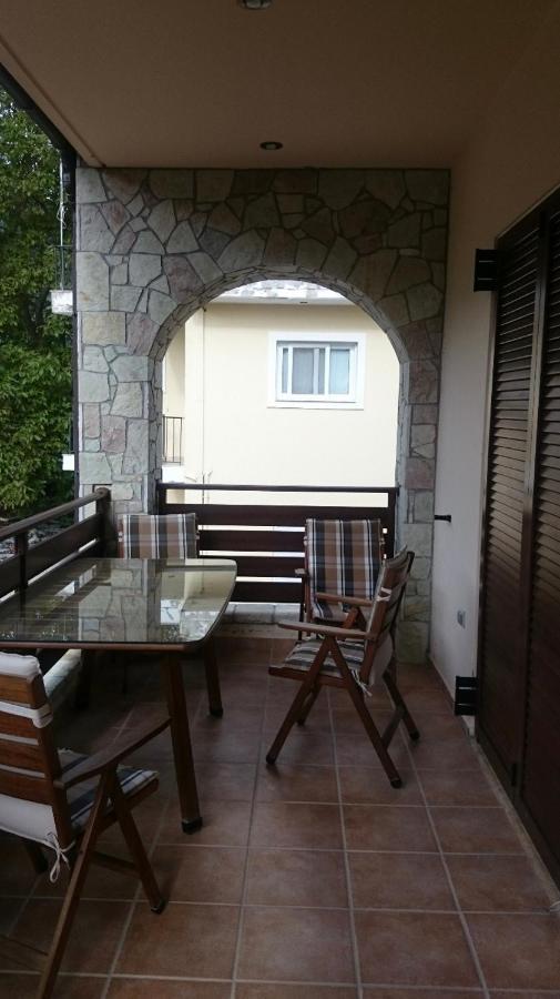 Villa Ria Калаврита Екстер'єр фото