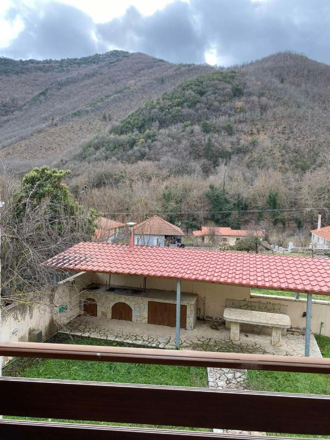 Villa Ria Калаврита Екстер'єр фото